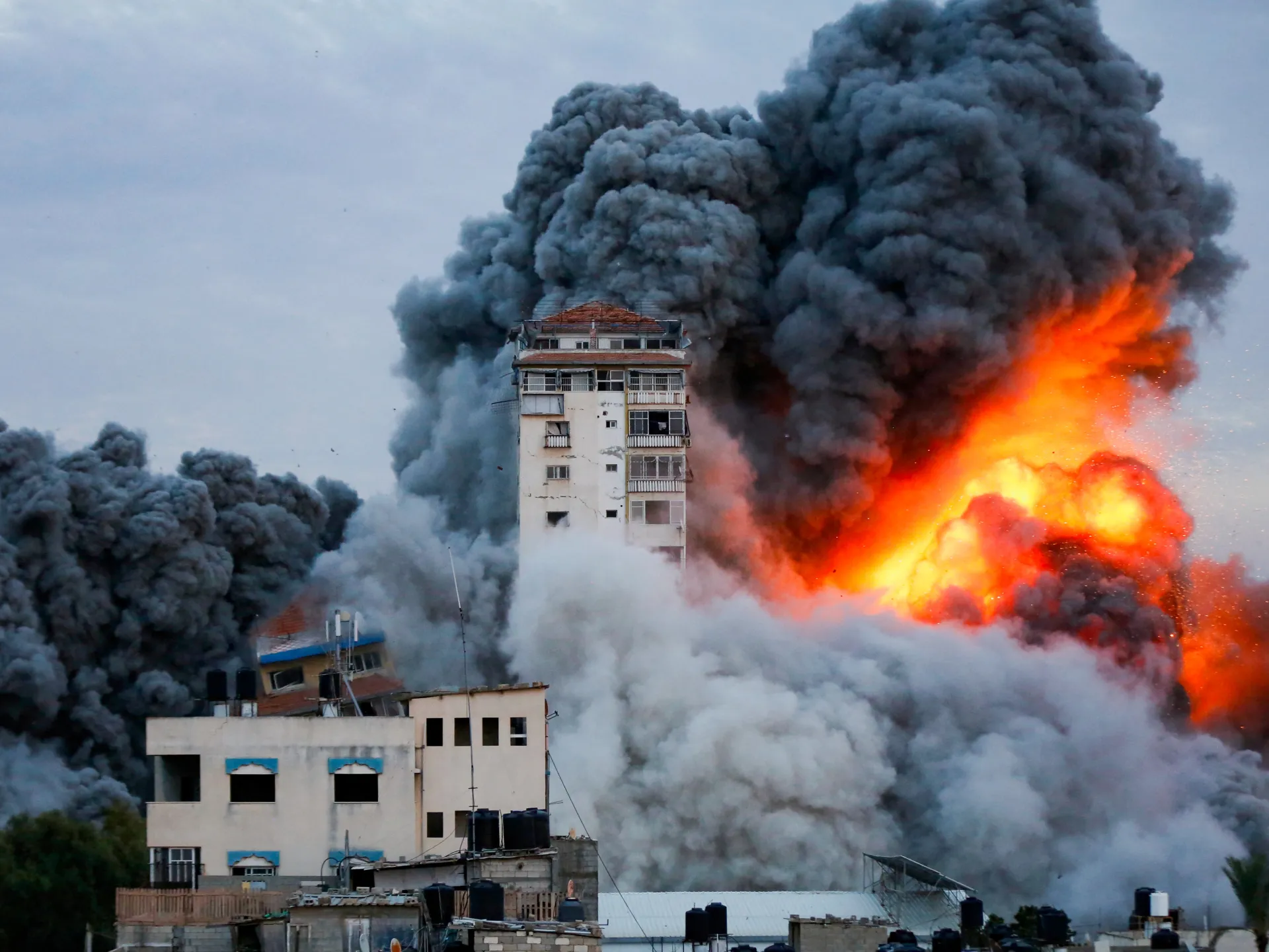 Fresh Israeli Strikes Kill More Palestinians as Gaza Death Toll Continues to Rise